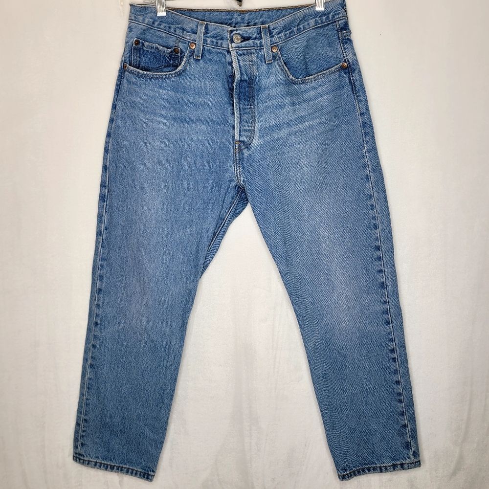 Levi's 501 Button Fly Relaxed Blue Jeans Size 30 x 26